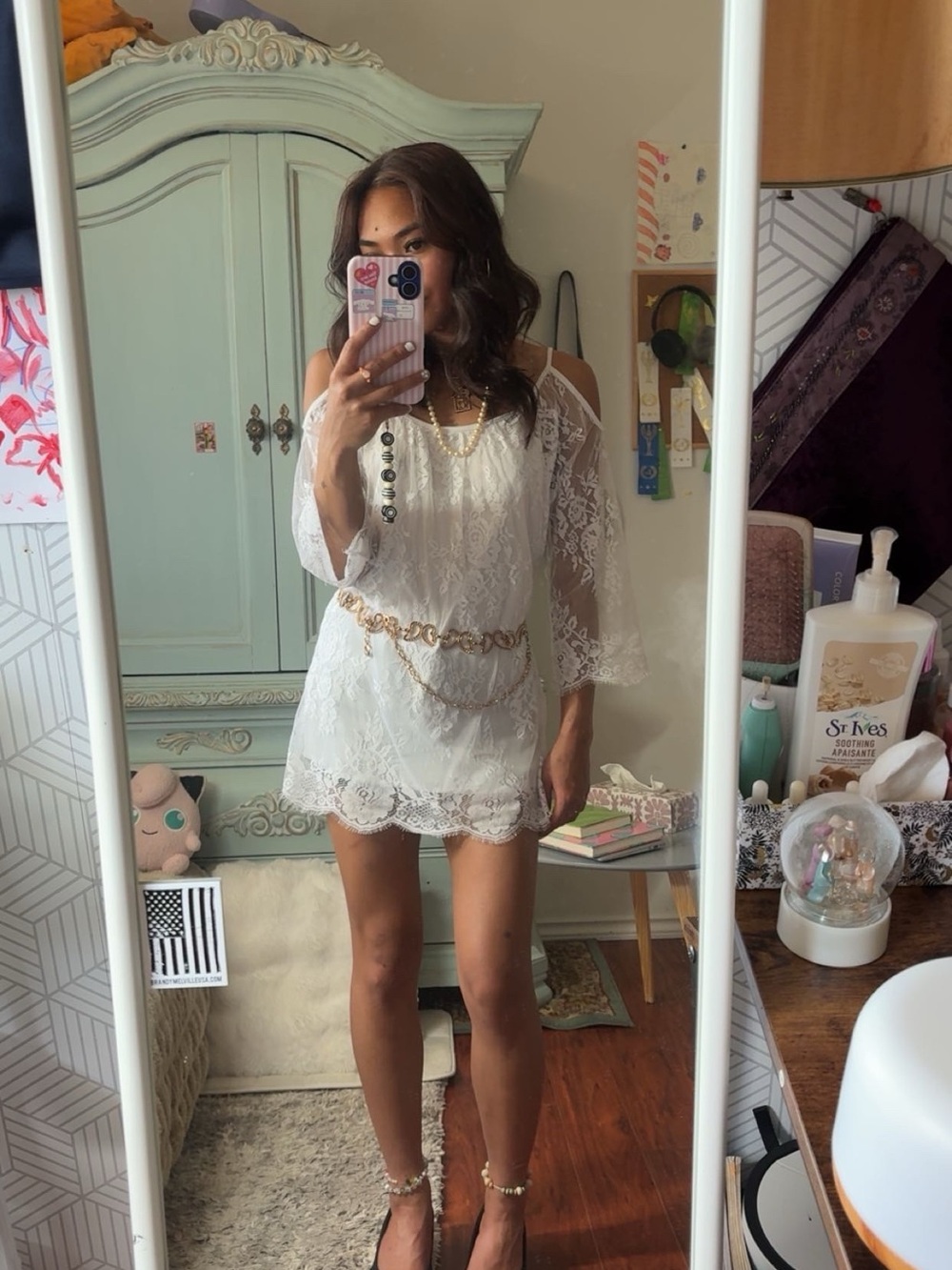 White Lace Cold-Shoulder Women's Top